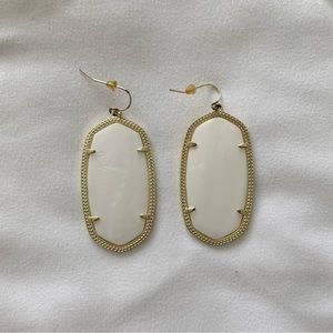 Kendra Scott Danielle Earrings (Gold)